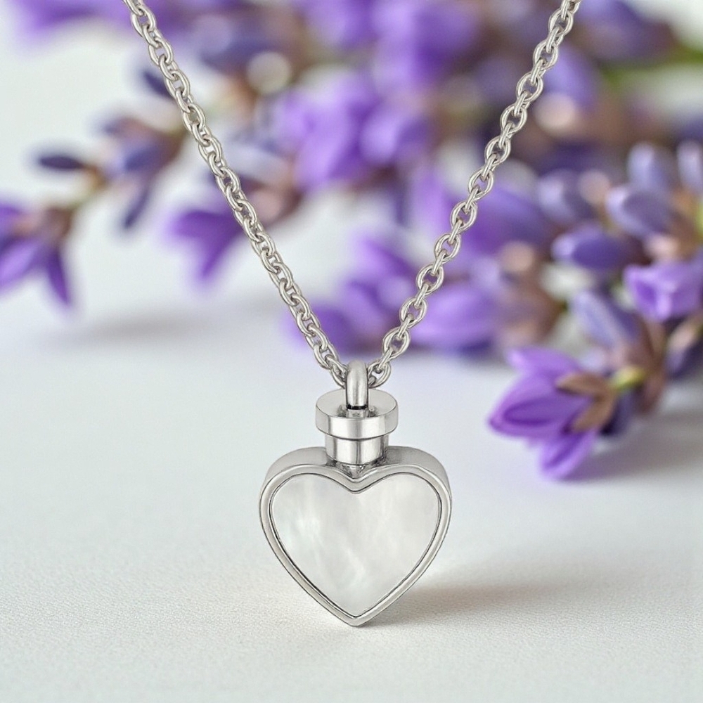Reversible Heart Charm Stainless Steel Dainty Necklace 18K Gold Plated 🤍🖤